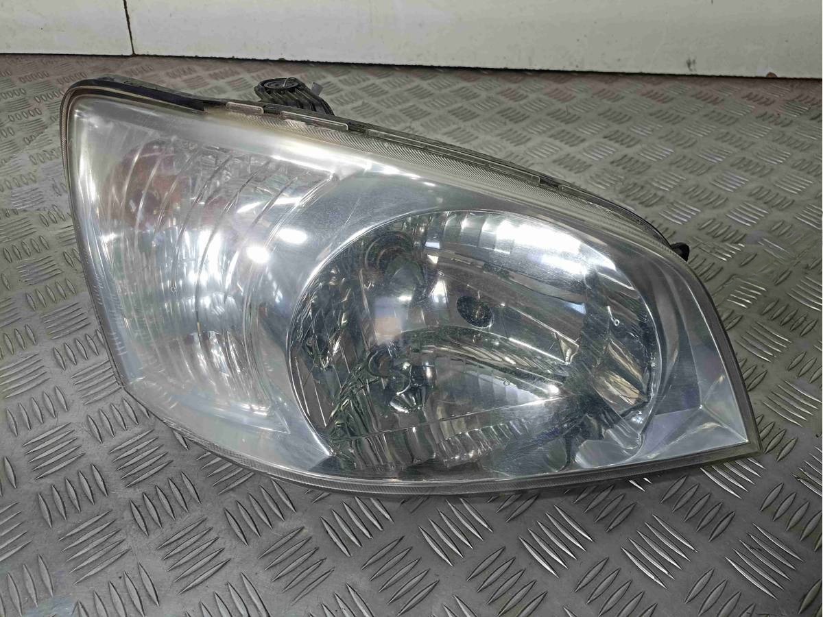 Новое Hyundai Getz, 2002 г., OEM 921021cxxx, арт. 019877