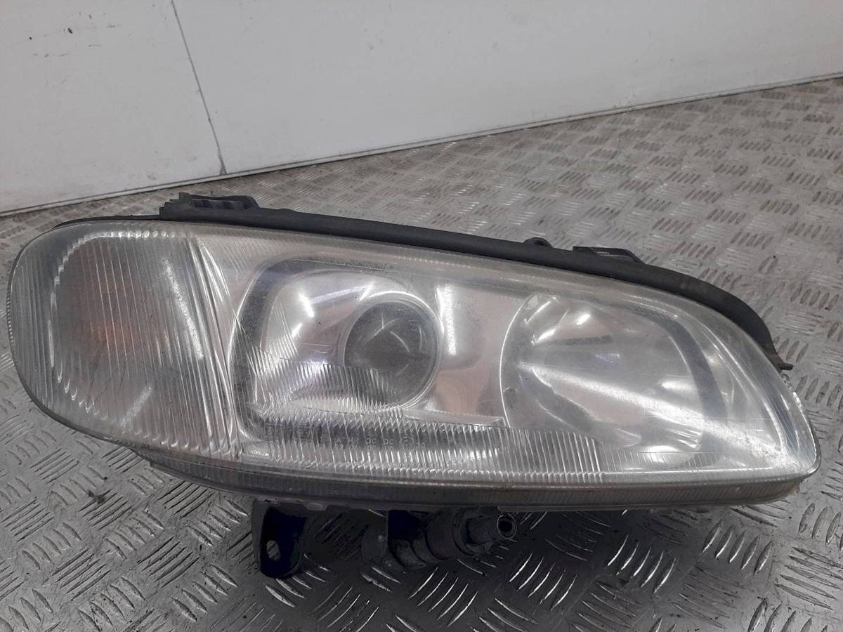 Новое Opel Omega, 1998 г., OEM 90565802RH, арт. 1030140