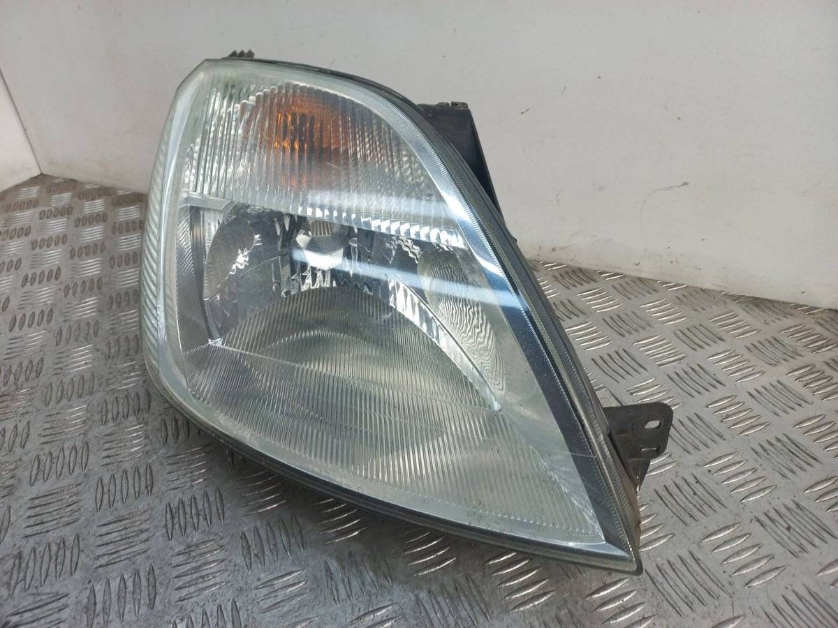 Новое Ford Fiesta, 2005 г., OEM 2S6X13W029AJ, арт. 1053641