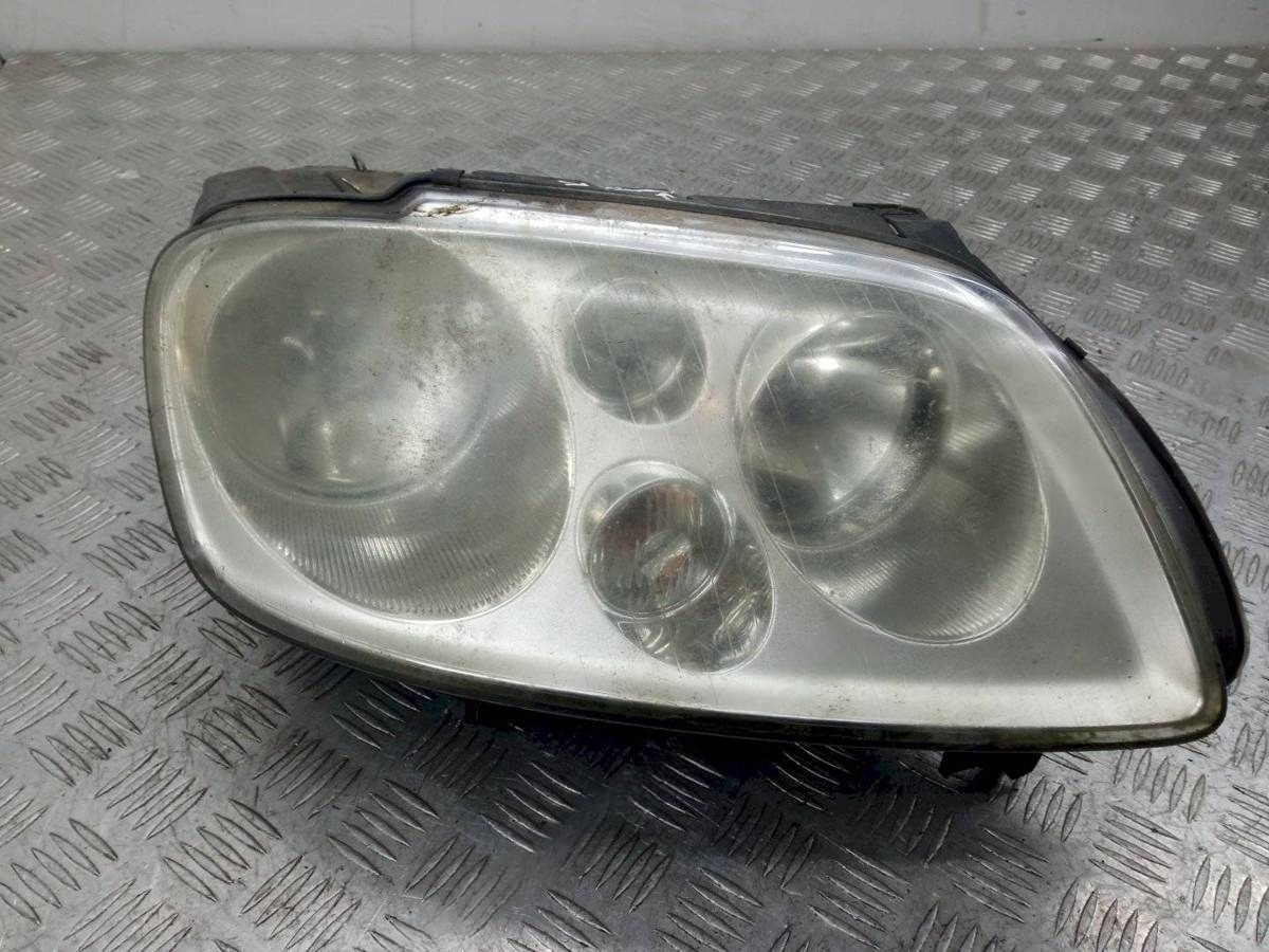 Новое Volkswagen Touran, 2001 г., OEM 301205202, арт. 1078201