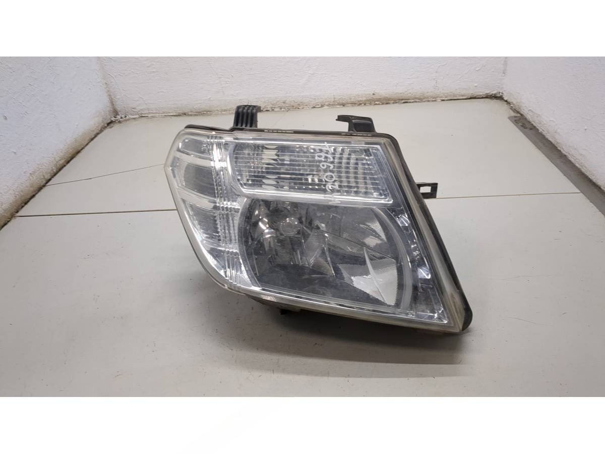 Новое Nissan Navara, 2011 г., арт. 21398102