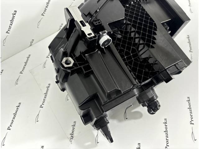 Новое BMW X7 G07, 2024 г., OEM 5A8D308, арт. 2892, фото 26
