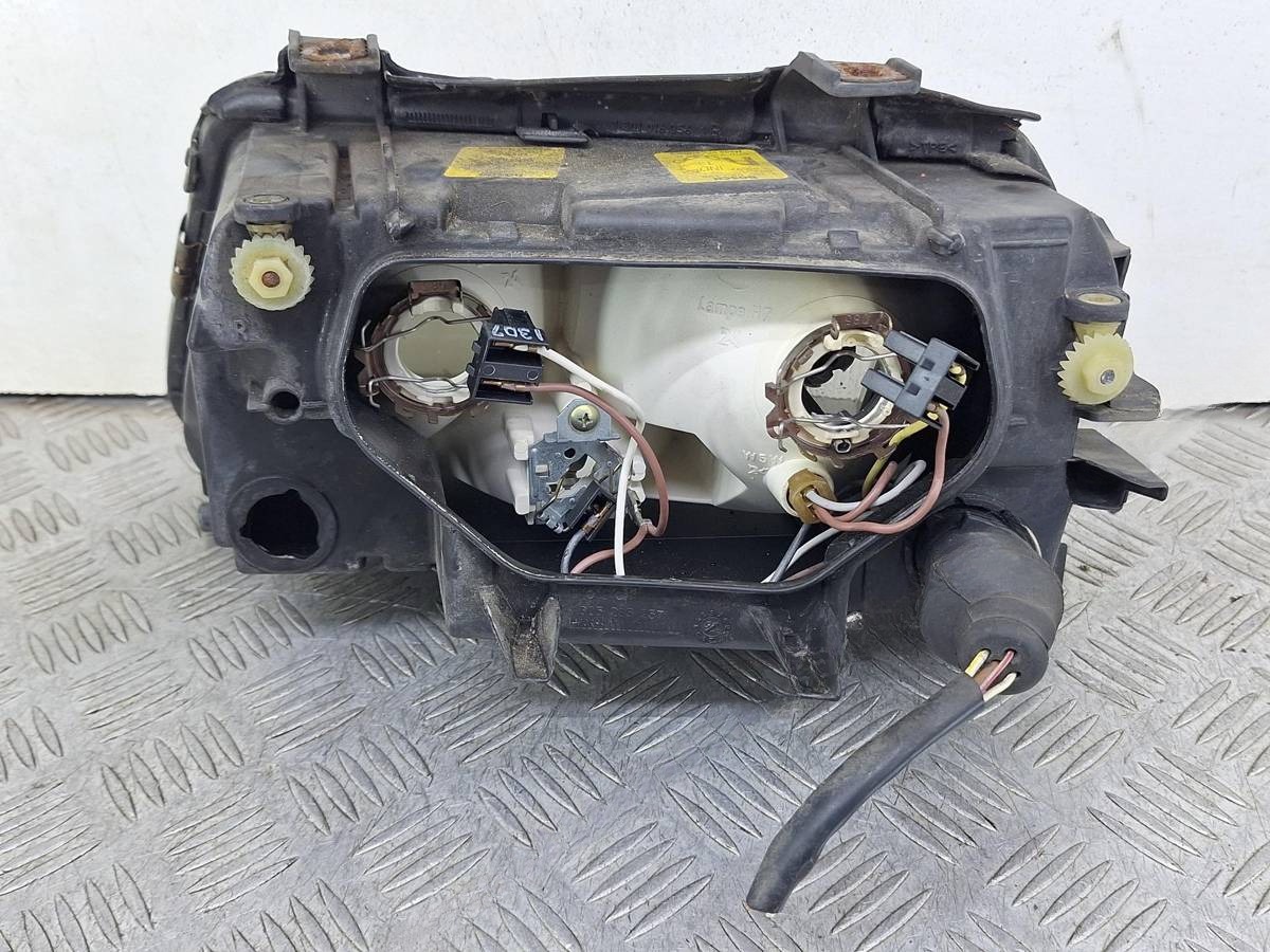 Новое Audi A4, 1997 г., OEM 8D0941030B, арт. 37078, фото 4