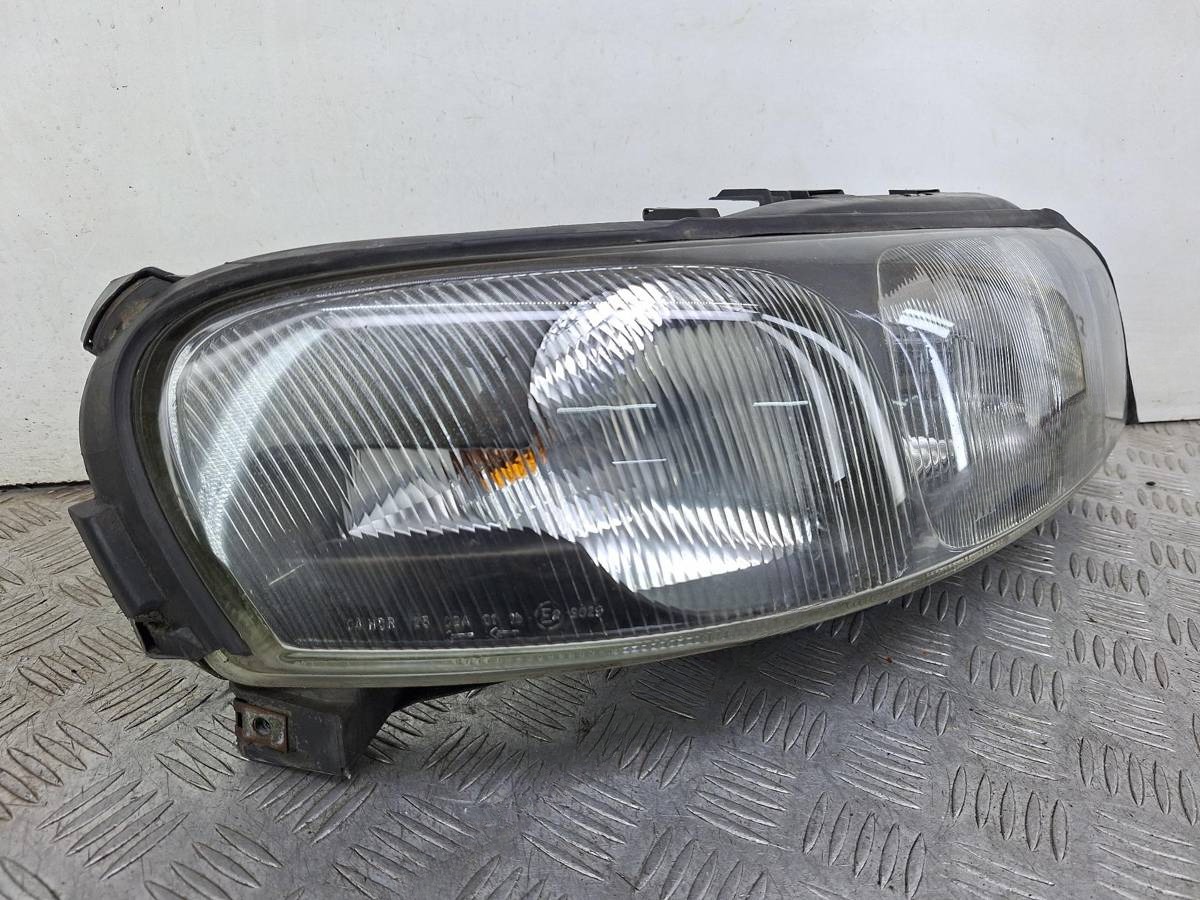 Новое Volvo V70, 2001 г., OEM 89004806, арт. 40425, фото 2