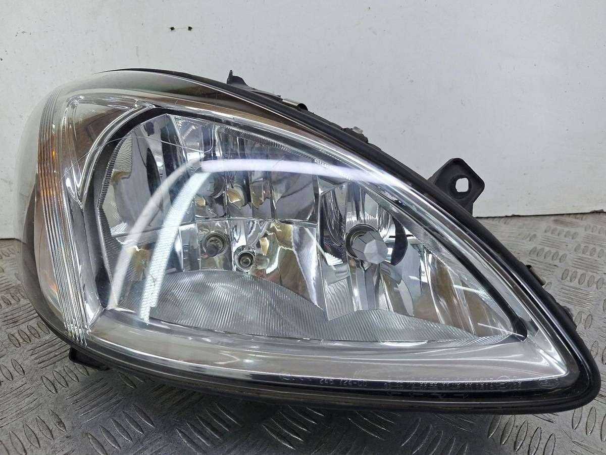 Новое Mercedes Vito W639, 2010 г., OEM 24672400, арт. 42439