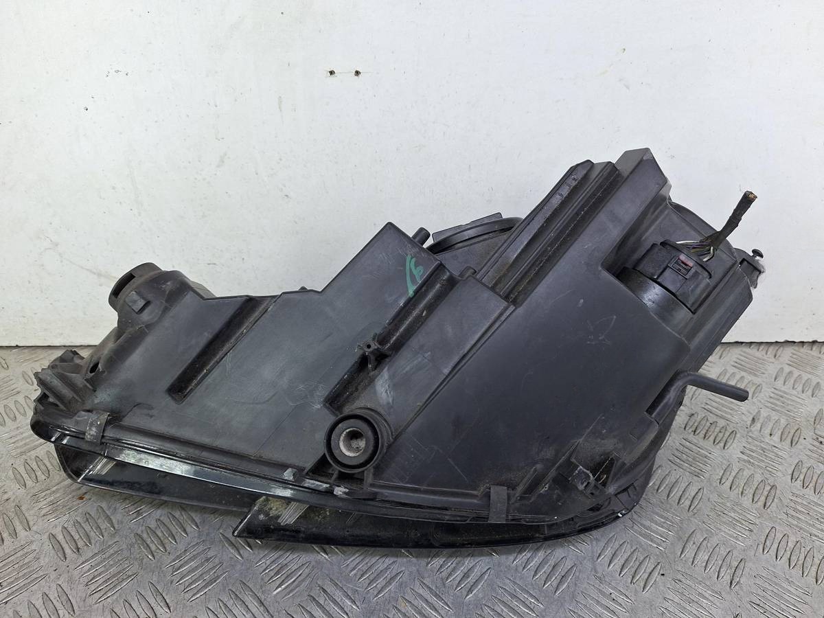 Новое Audi A4, 2017 г., OEM 8W0941006, арт. 42449, фото 4