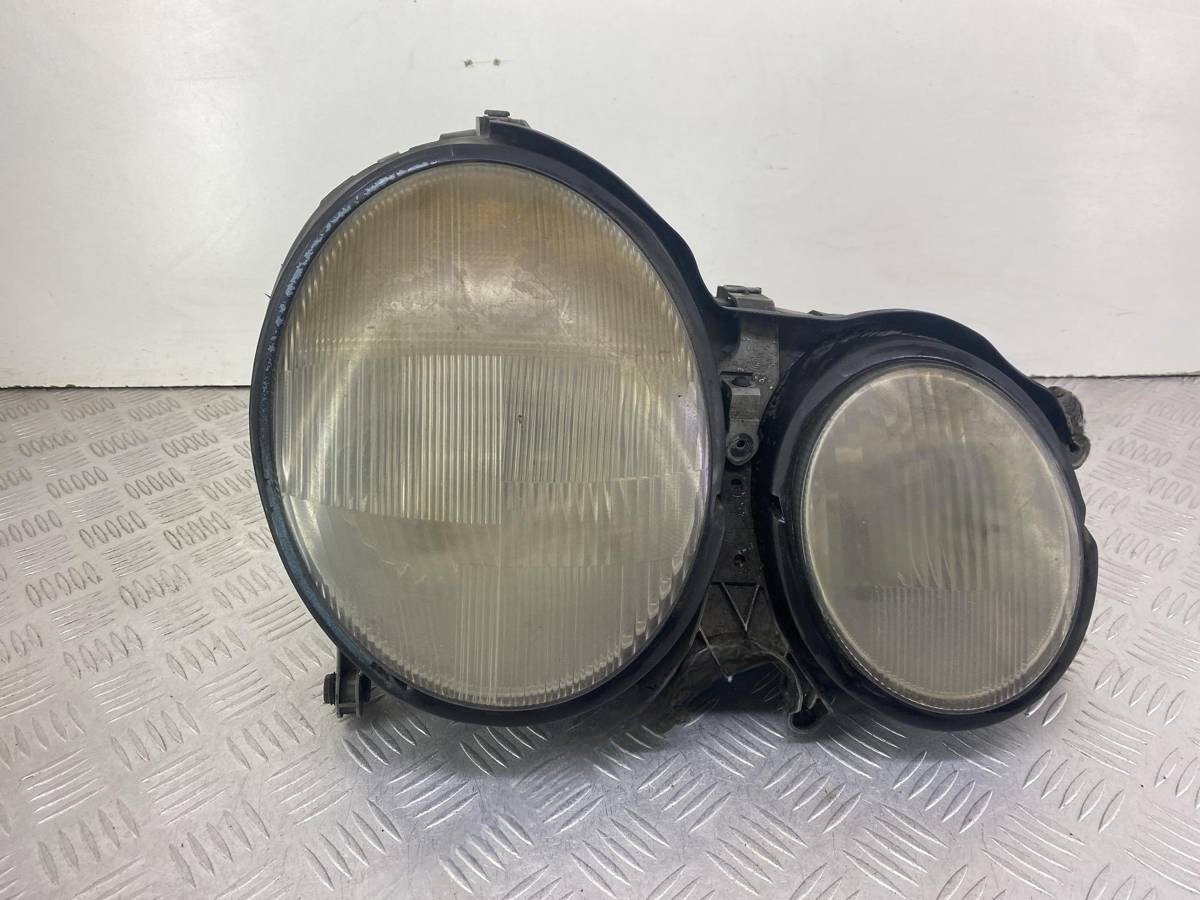 Новое Mercedes E W210, 1997 г., OEM PY21W1156NA, арт. 53123