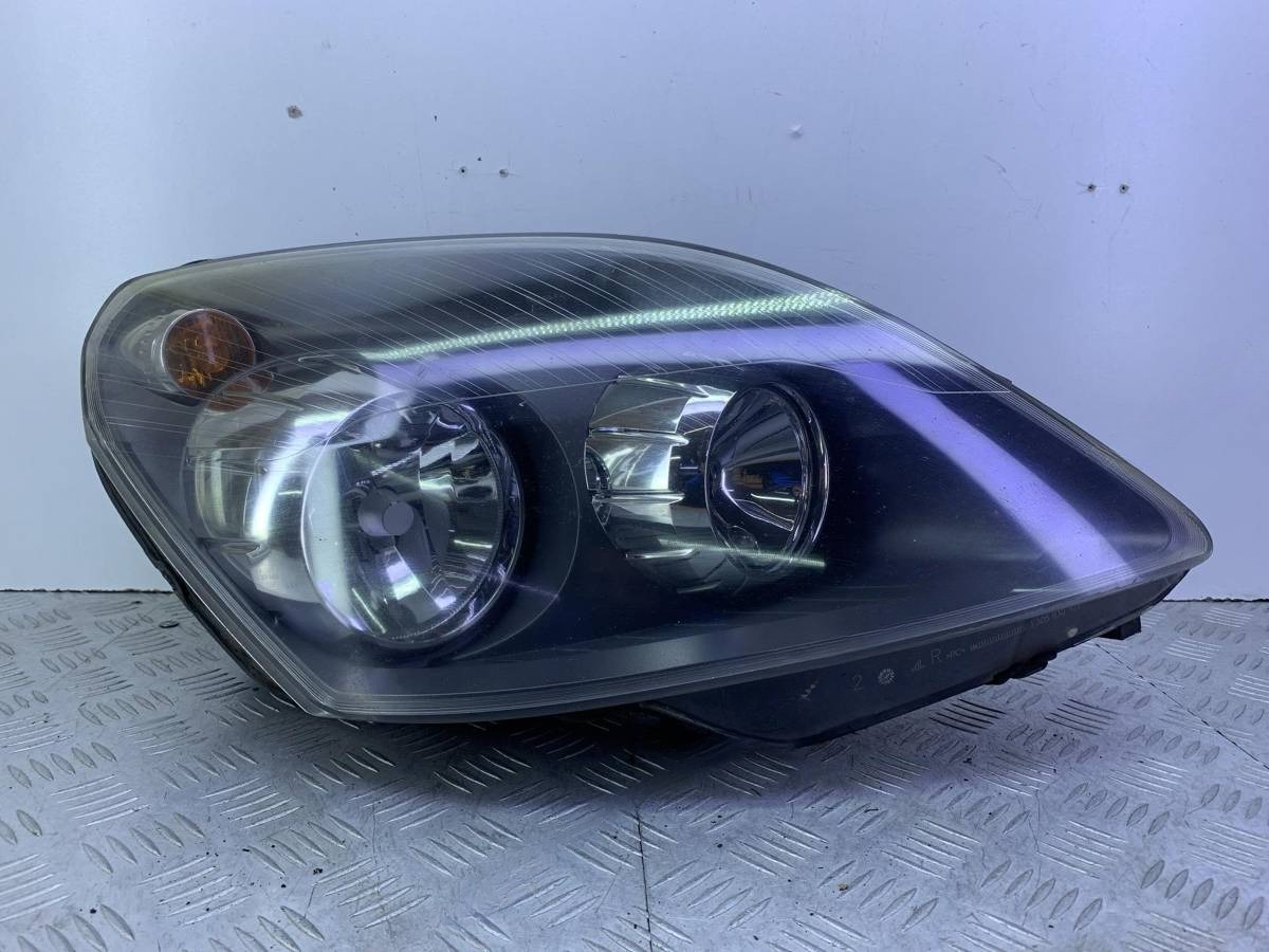 Новое Opel Zafira, 2005 г., OEM 13252473, арт. 53663
