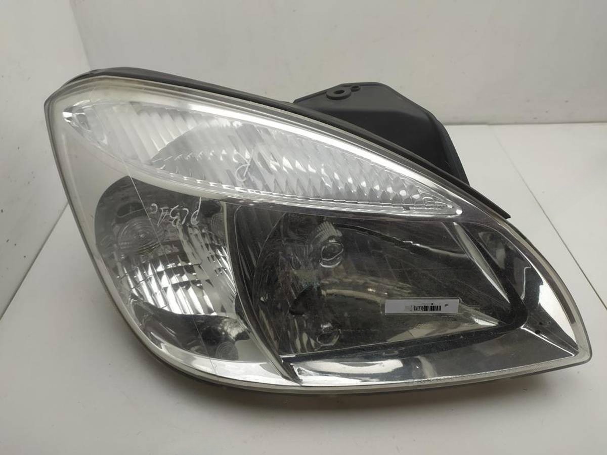 Новое Kia Rio, 2005 г., OEM 921021G030, арт. 53946151