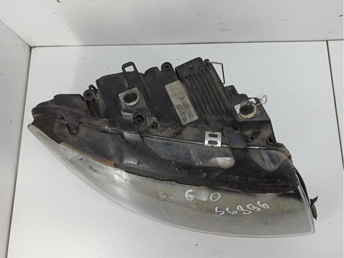 Новое Audi A4 B6, 2001 г., OEM 8H0941004A, арт. 54386160, фото 2
