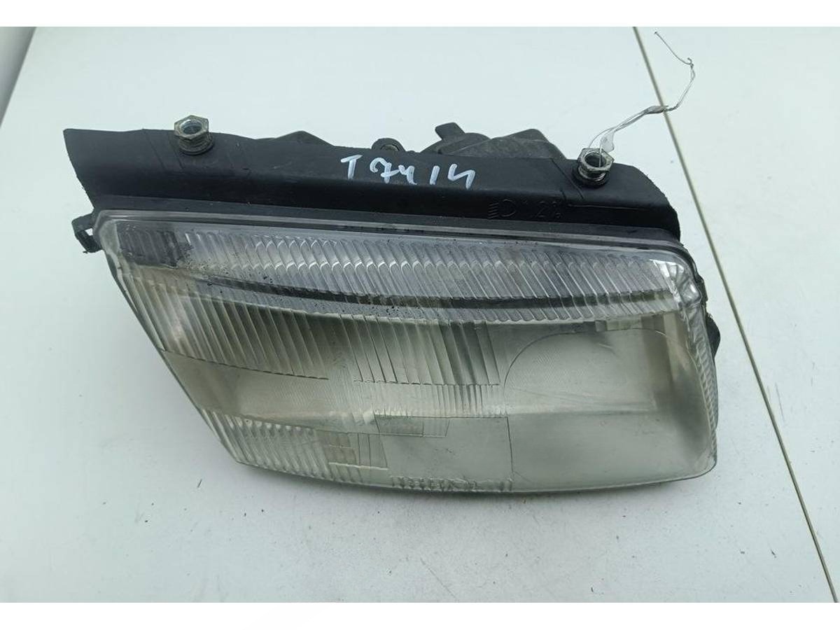 Новое Volkswagen Passat B5, 1998 г., OEM TYC, арт. 54926354
