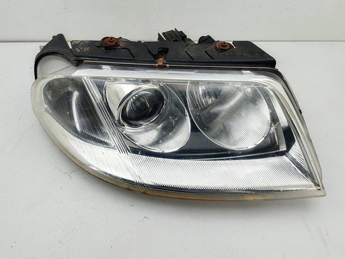 Новое Volkswagen Passat B5, 2001 г., OEM 206243B, арт. 55289400