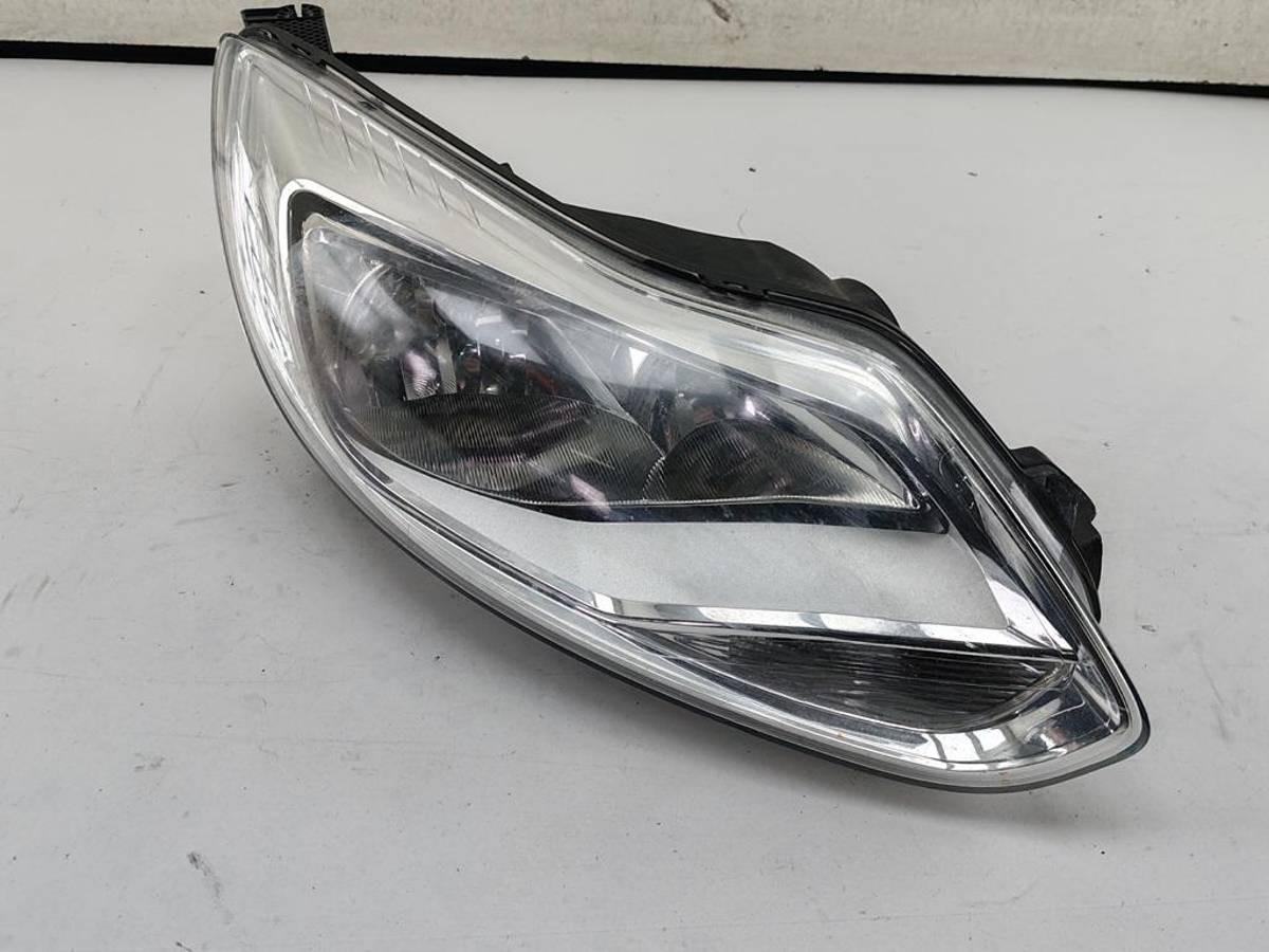 Новое Ford Focus, 2011 г., OEM BM5113W029, арт. 55320233
