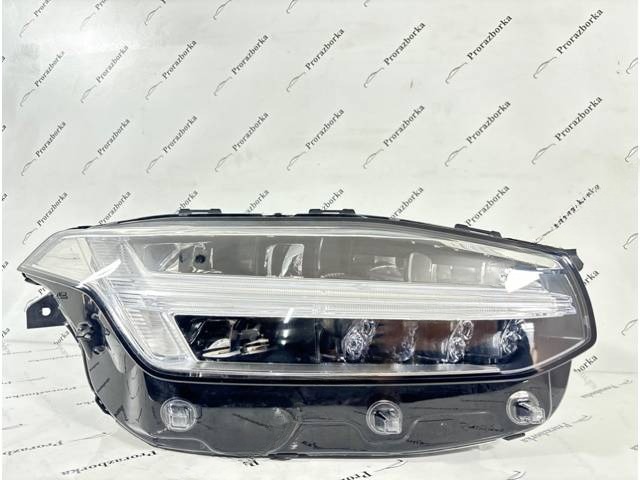 Новое Toyota RAV4 XC90, 2018 г., OEM 6920533111C0, арт. 608