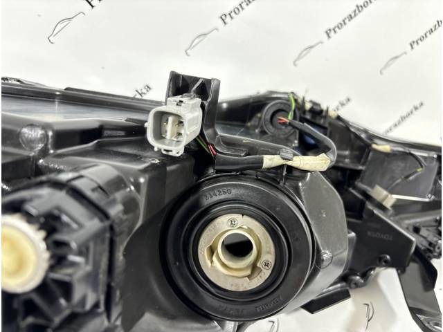 Новое Audi A4, 2017 г., OEM 8E0145153ES, арт. 623, фото 11