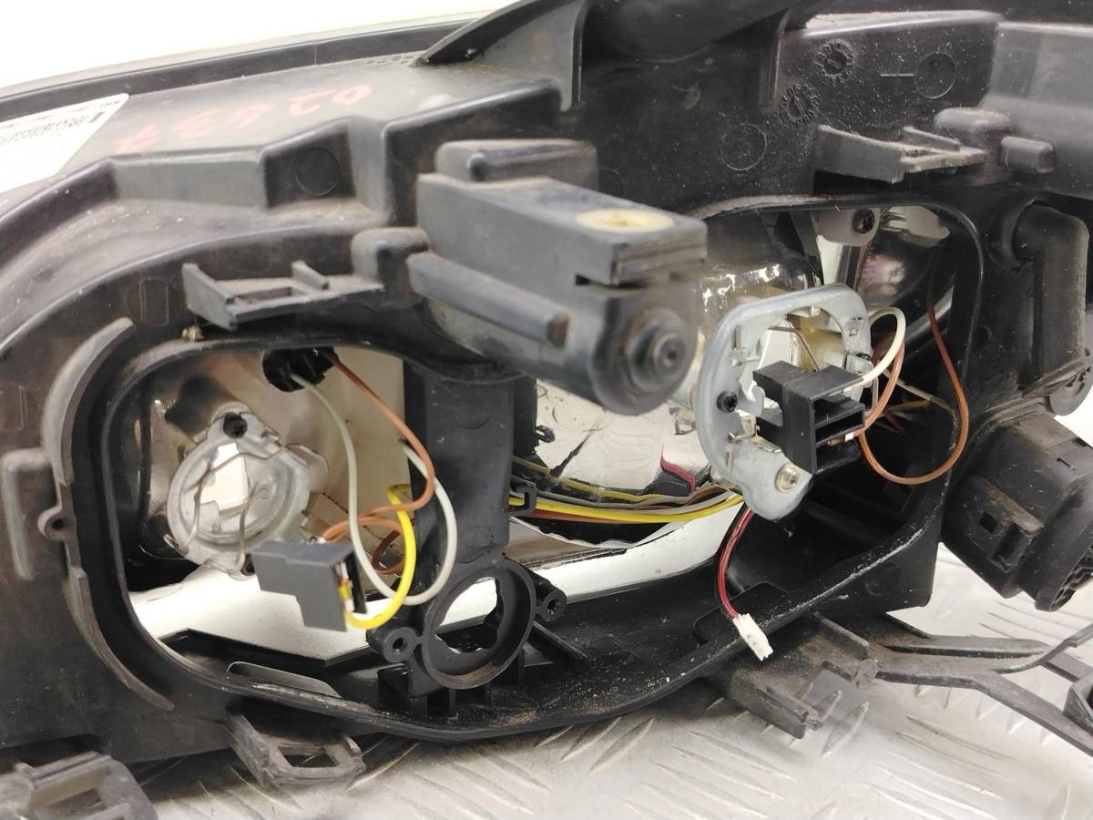 Новое Ford Focus, 2005 г., OEM 4M5113W029AC, арт. 62790, фото 5