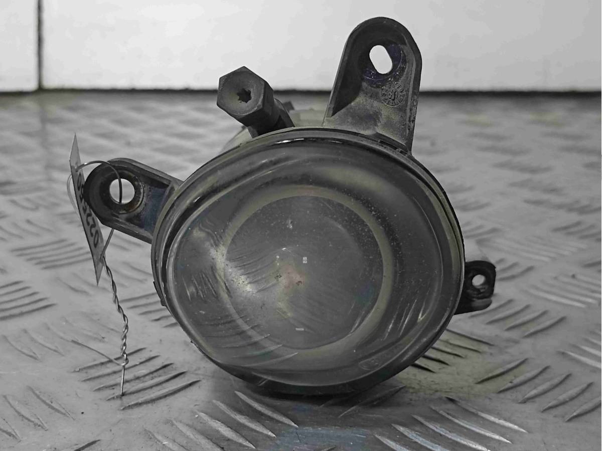Новое Volkswagen Passat, 2002 г., OEM 3b7941699a, арт. 022550