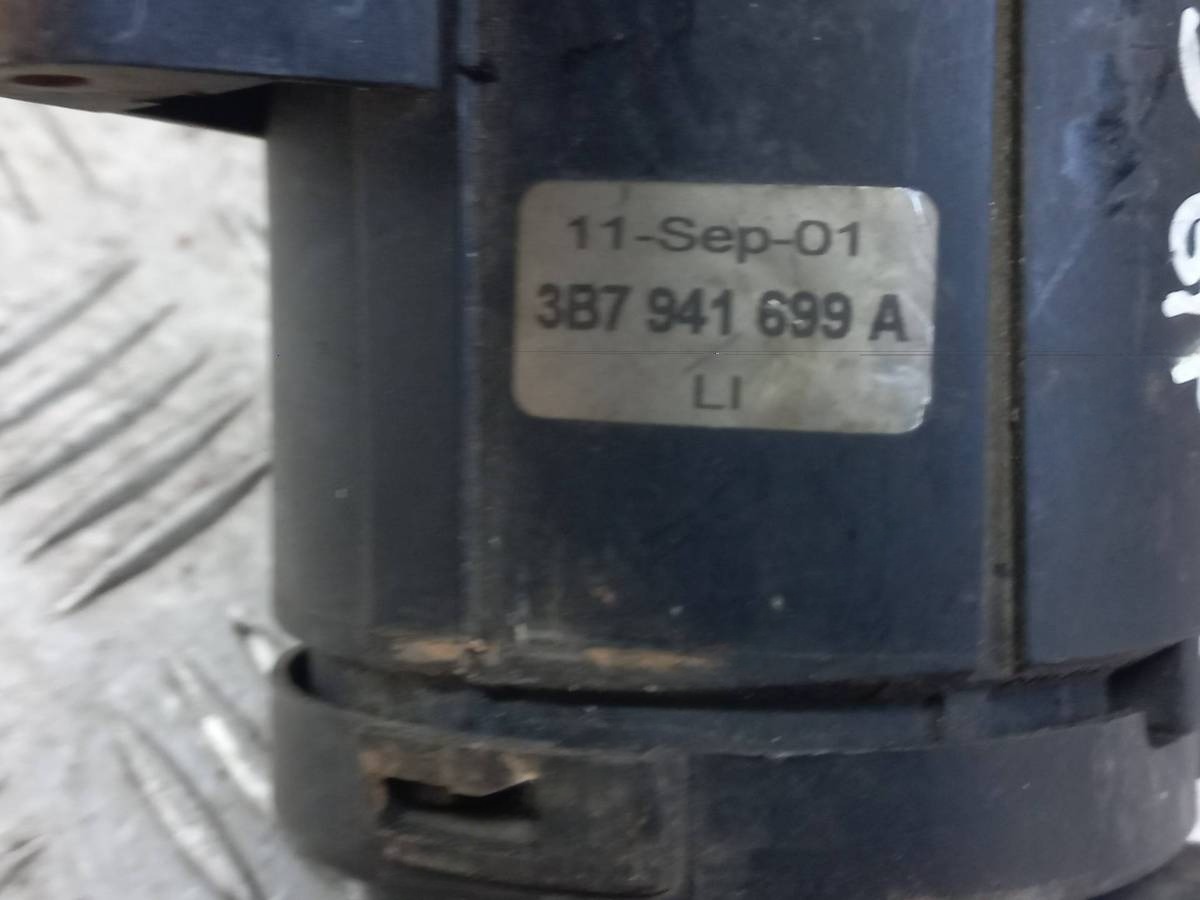 Новое Volkswagen Passat, 2003 г., OEM 3B7941699A, арт. 1106674, фото 4