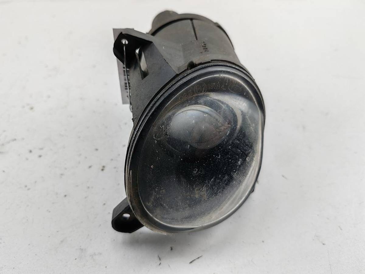 Новое Volkswagen Passat B5, 2001 г., OEM 3B7941699A, арт. 55204262