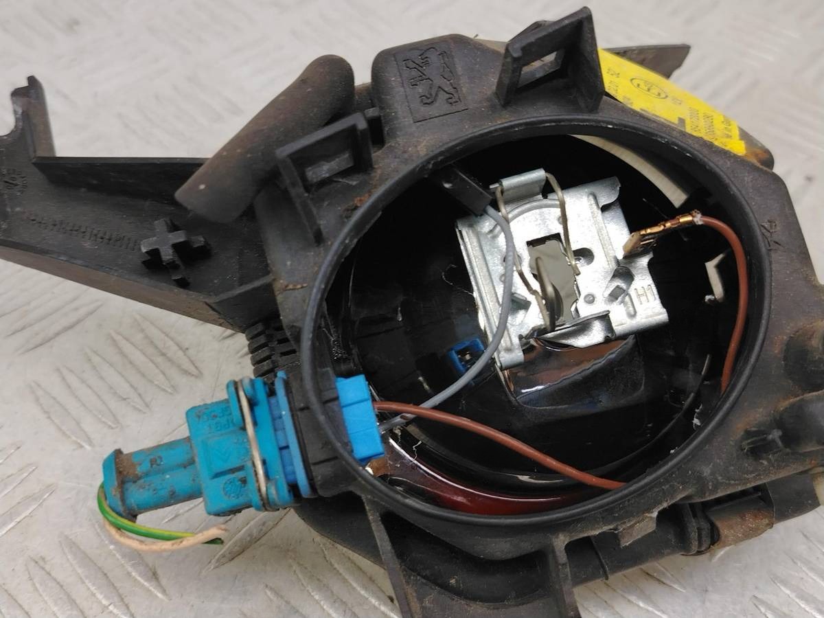 Новое Peugeot 306, 2000 г., OEM 0305054011, арт. 62909, фото 4