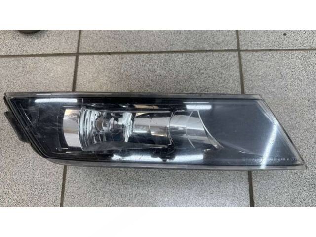 Новое Skoda Superb, 2015 г., OEM 3V0941699, арт. B111873