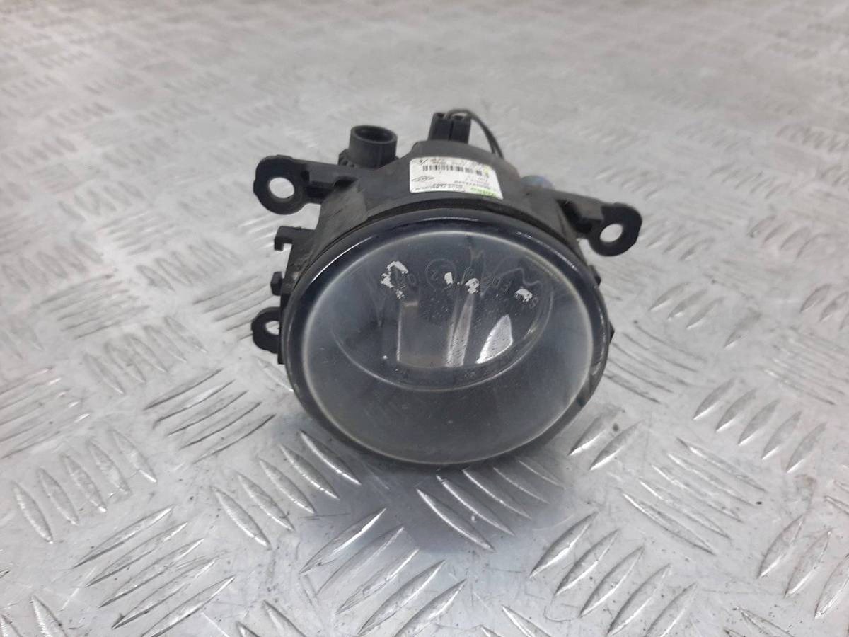 Новое Renault Megane, 2005 г., OEM 820007400B, арт. 1093657