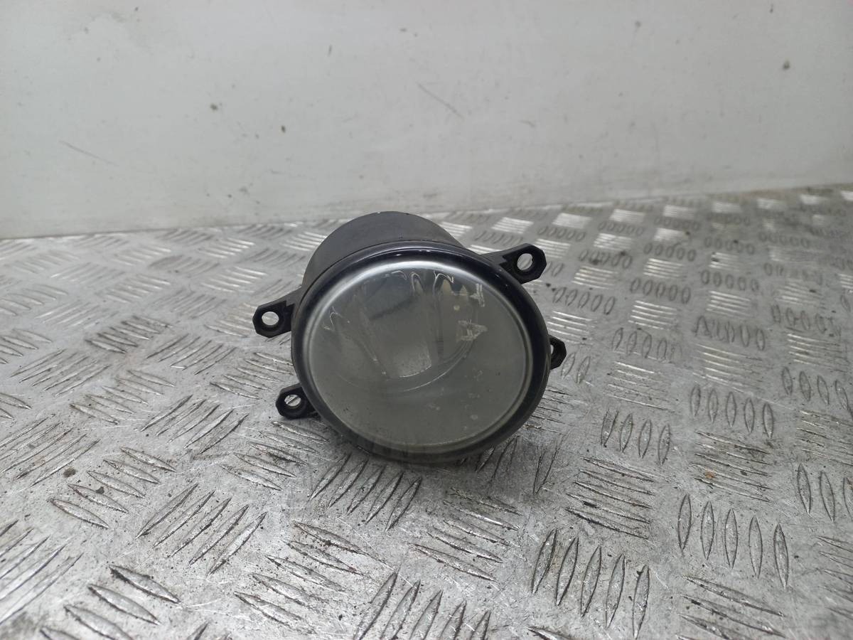 Новое Toyota Avensis, 2005 г., OEM 812100D040, арт. 1112458