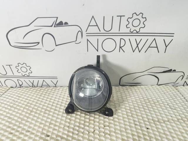 Новое Toyota Corolla, 2004 г., OEM 8121002090, арт. 24584