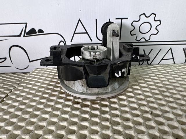Новое Jaguar XE, 2010 г., OEM EM3D002752, арт. 989, фото 5