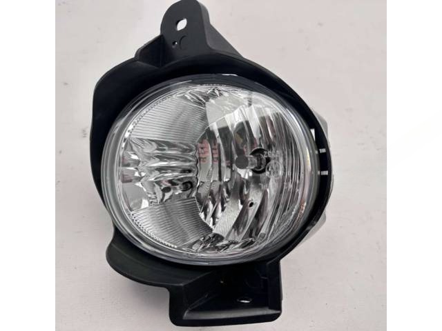 Новое Toyota Hilux, 2005 г., OEM 812110D070, арт. B115236, фото 2
