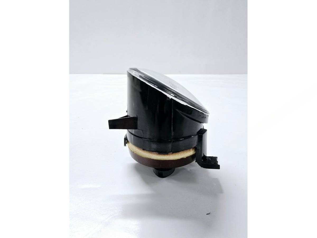 Новое Volkswagen Golf, 2003 г., OEM 30892200R, арт. B122456, фото 2