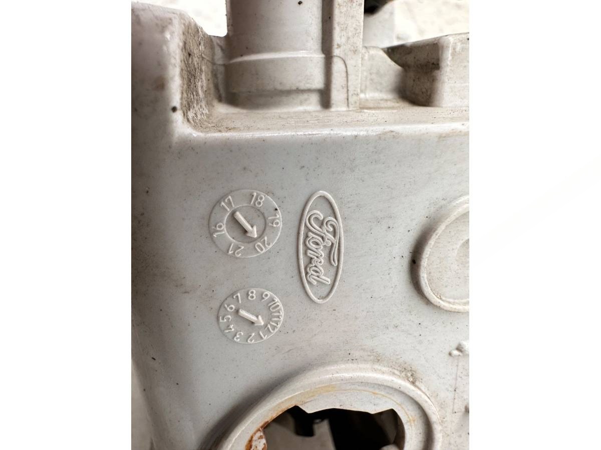 Новое Ford Kuga, 2013 г., OEM GV4413B220A, арт. B125300, фото 11