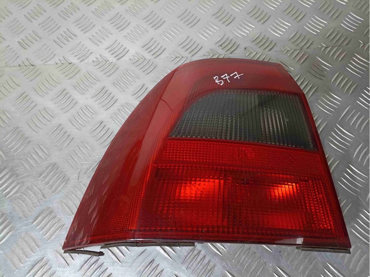 Новое Opel Vectra, 2001 г., OEM 62144, арт. 015550
