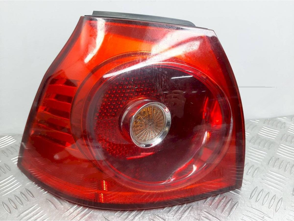 Новое Volkswagen Golf, 2004 г., OEM 4VFX13405AA, арт. 1007274