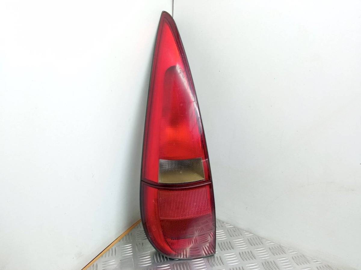 Новое Renault Laguna, 1999 г., OEM 7700430979, арт. 1033125