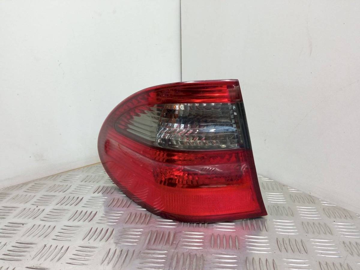 Новое Mercedes E W211, 2009 г., OEM A2118202764, арт. 1039588