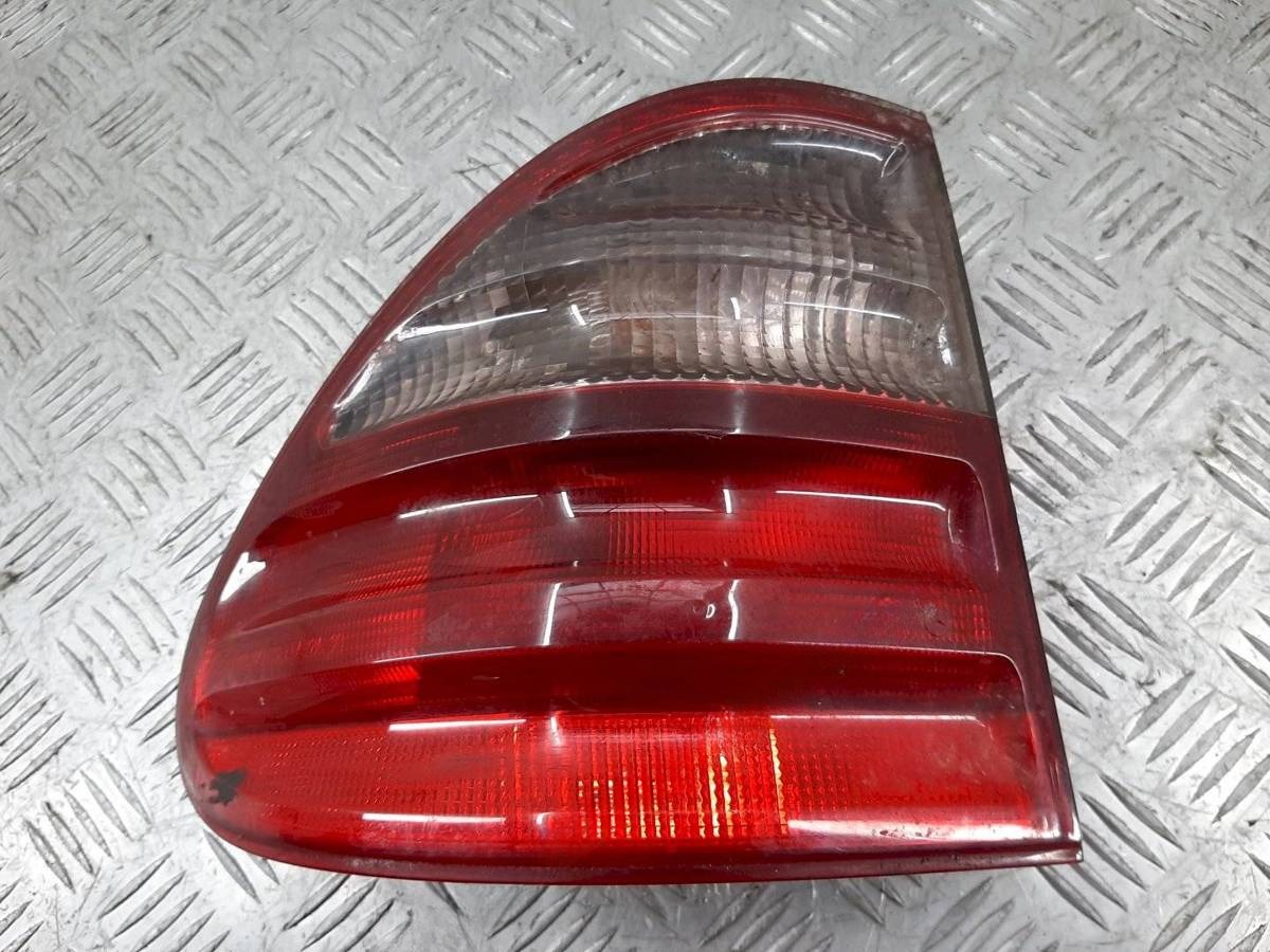 Новое Mercedes E W210, 1999 г., OEM A2108205364, арт. 1041747