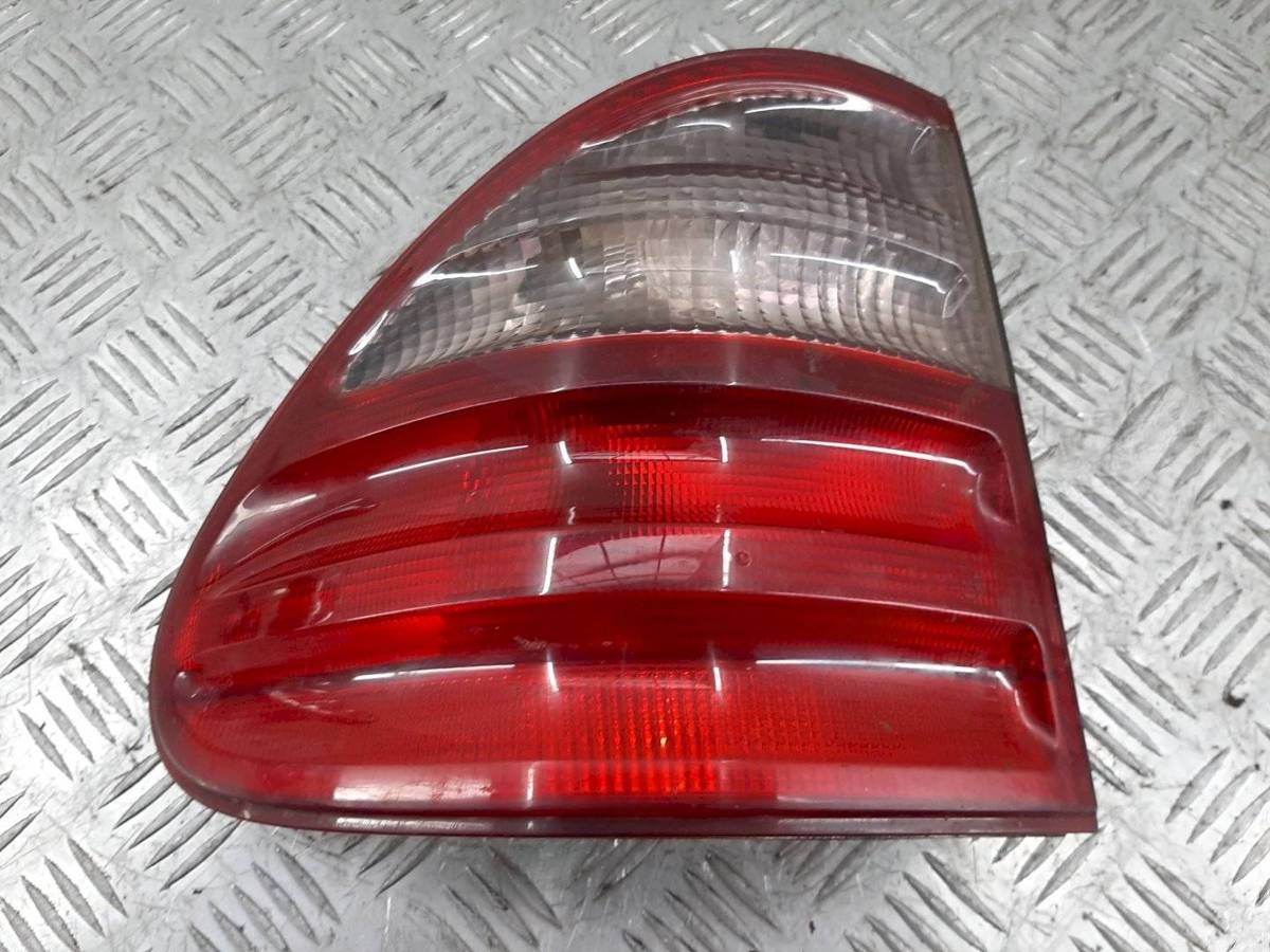 Новое Mercedes E W210, 1999 г., OEM A2108205364, арт. 1041915