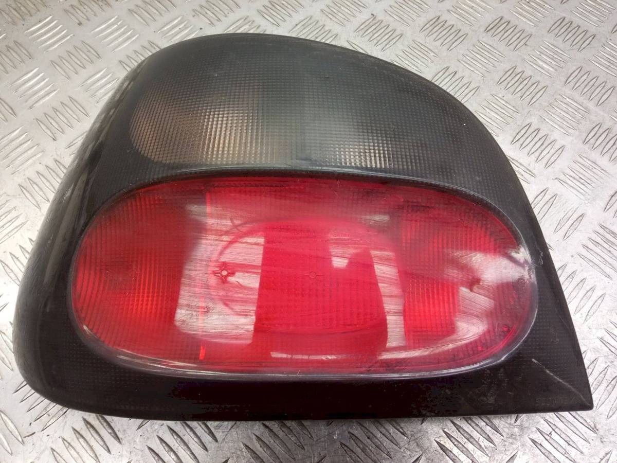 Новое Renault Megane, 1999 г., OEM 7700828137, арт. 1042082