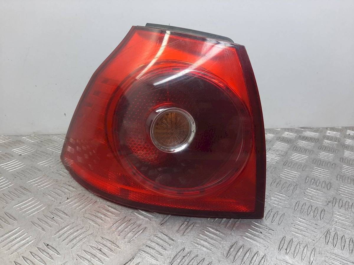 Новое Volkswagen Golf, 2005 г., OEM 1K6945111C, арт. 1042998