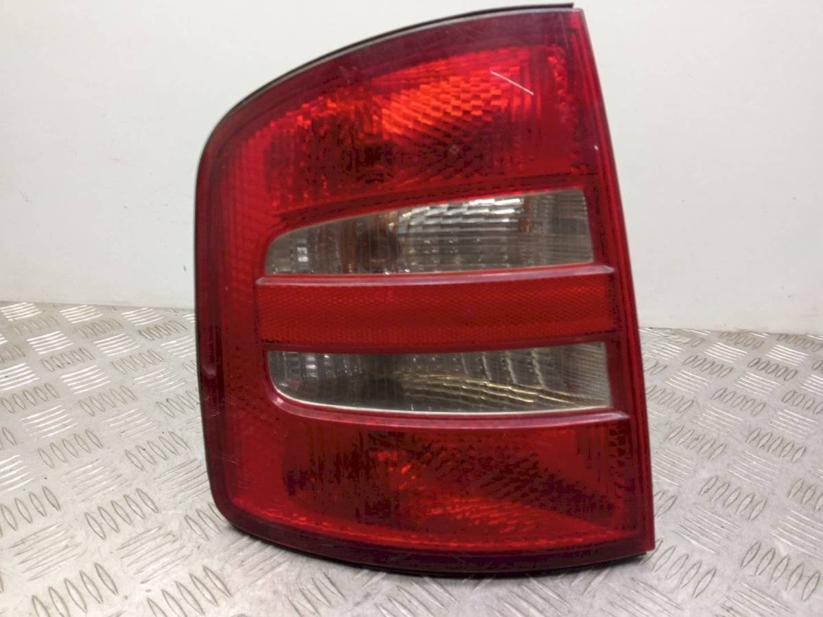 Новое Skoda Fabia, 2003 г., OEM 6Y9945257, арт. 1043015