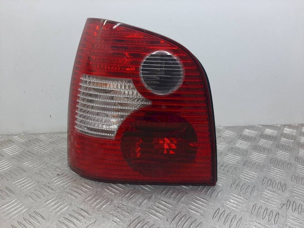 Новое Volkswagen Polo, 2004 г., OEM 6Q6945111A, арт. 1043334
