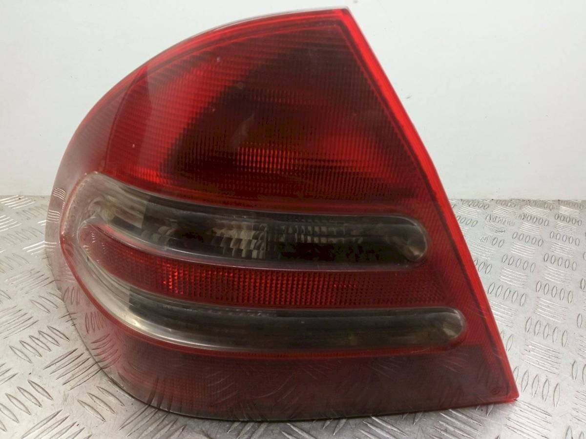 Новое Mercedes C W203, 2004 г., арт. 1043401