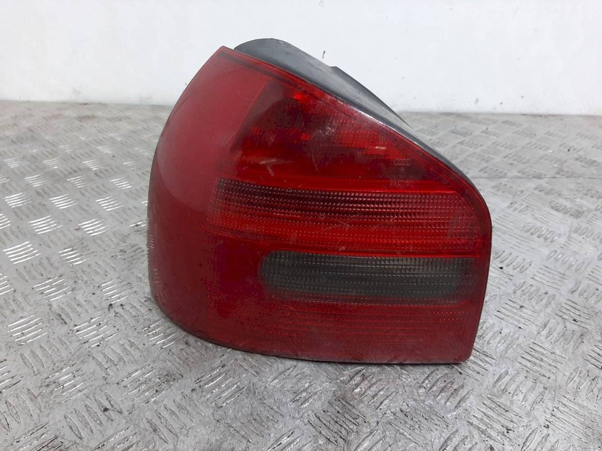 Новое Audi A3, 2000 г., OEM 8L0945095A, арт. 1046000