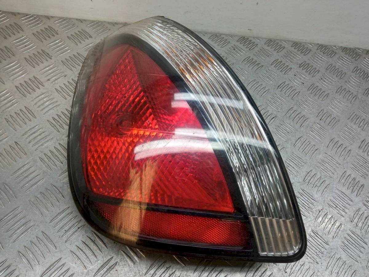 Новое Kia Rio, 2008 г., OEM 924011G2, арт. 1057693