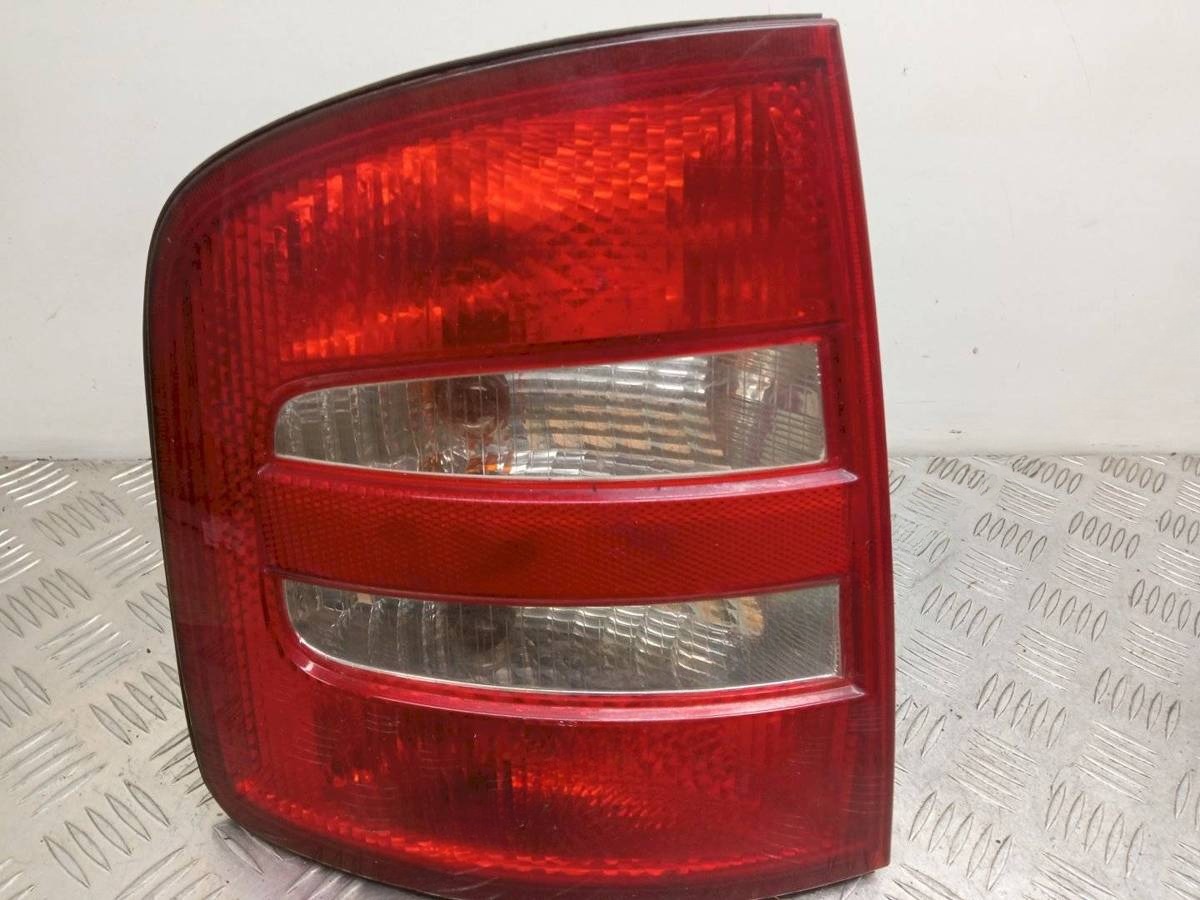Новое Skoda Fabia, 2004 г., OEM 6Y9945095B, арт. 1058376