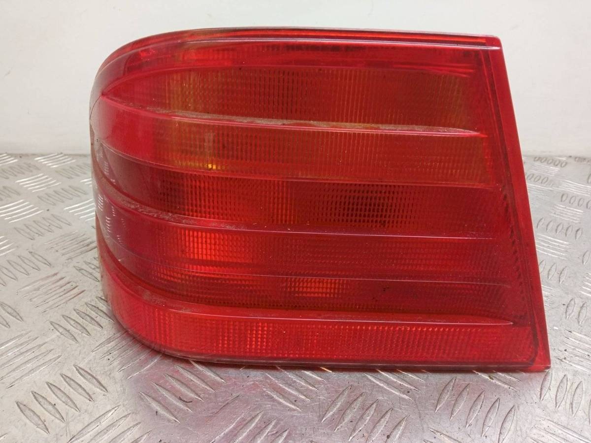 Новое Mercedes E W210, 2000 г., OEM A2108204364, арт. 1059878