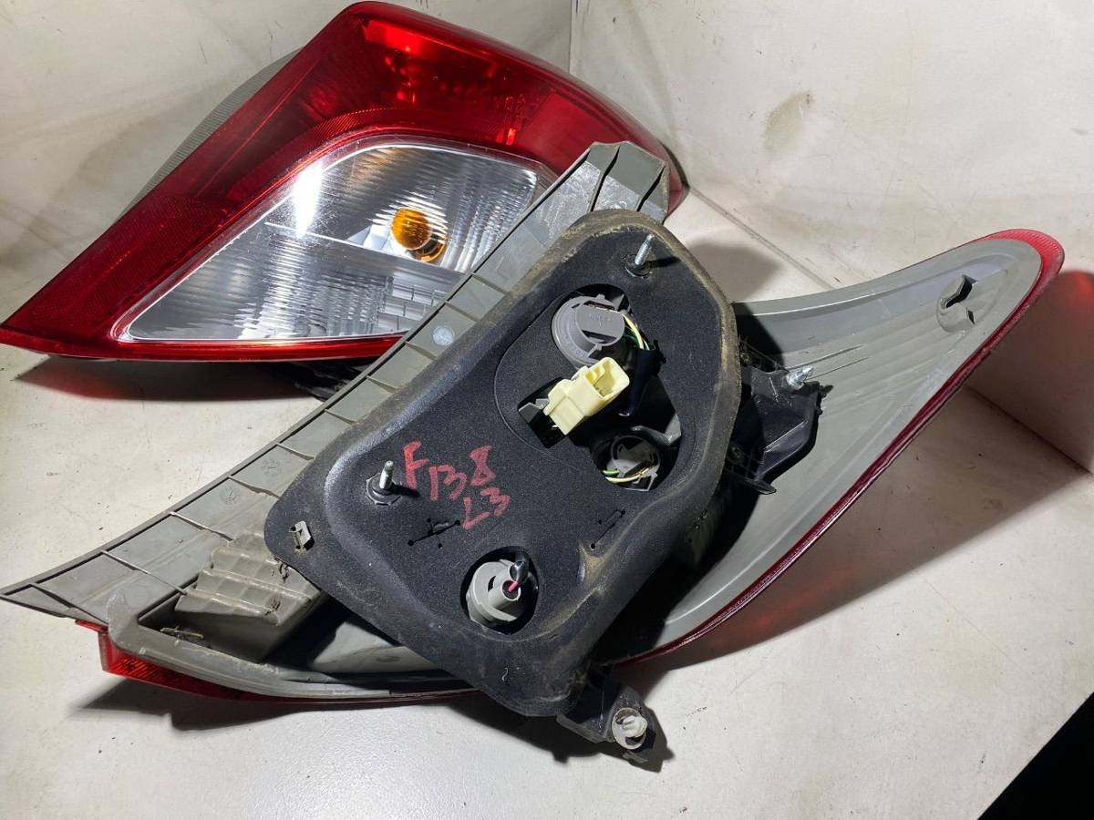 Новое Toyota Yaris, 2012 г., арт. 106100368, фото 3