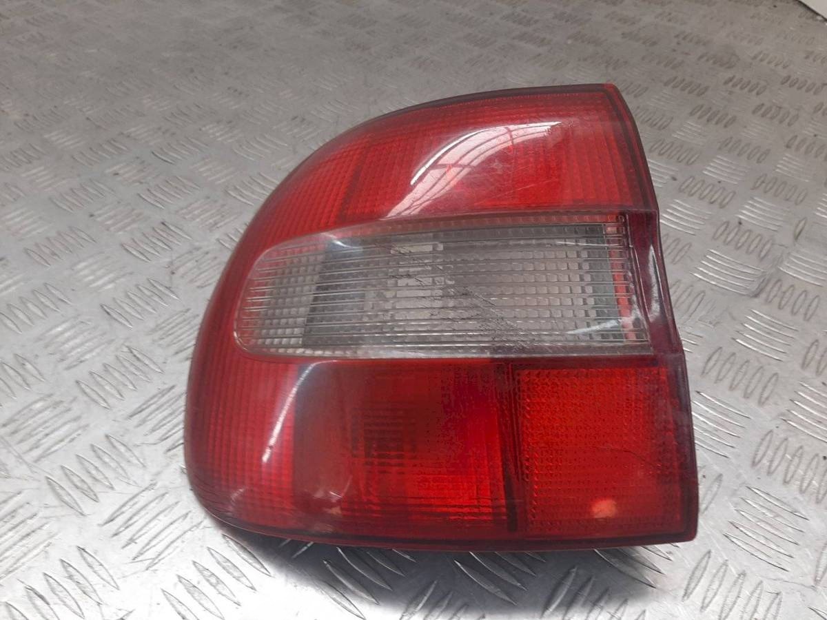 Новое Volvo V40, 1999 г., арт. 1084722