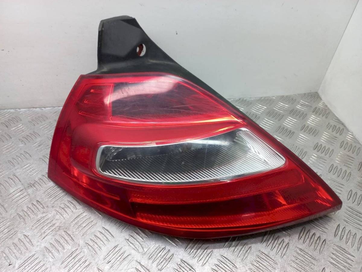 Новое Renault Megane, 2007 г., OEM 8200413214, арт. 1093313